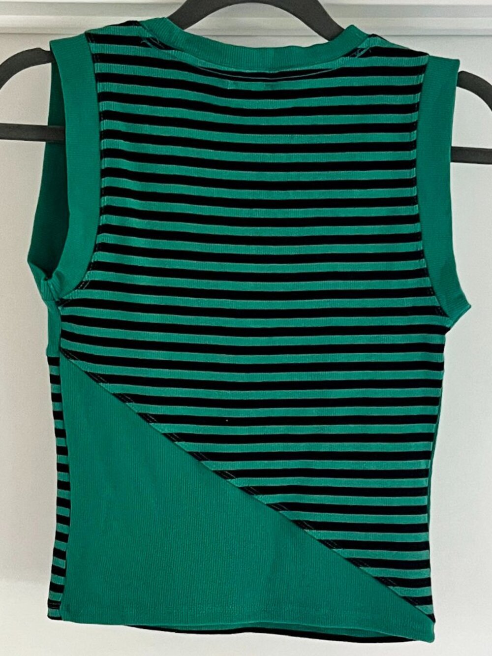 Maeve Ribbed Muscle Tank - Picture 3 of 4